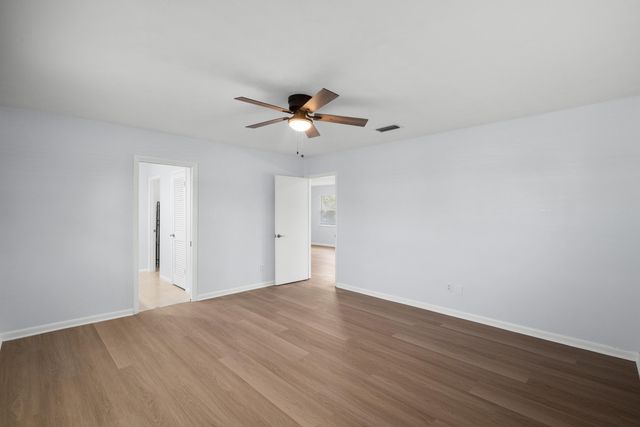 381 SE Edgewood Drive, Stuart, FL 34996