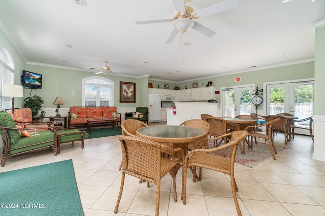 300 Sweetwater Cove, Newport, NC 28570