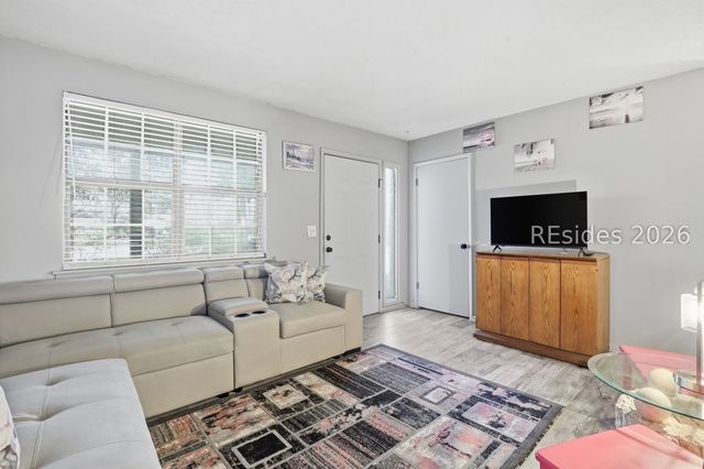 6 Point Comfort Rd Unit 5A, Hilton Head Island, SC 29928