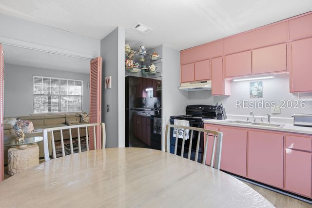 6 Point Comfort Rd Unit 5A, Hilton Head Island, SC 29928