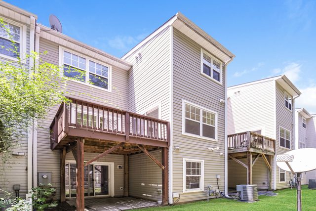 11916 Field Towne Lane, Raleigh, NC 27614