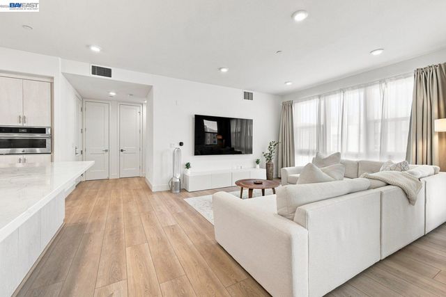3418 Inspiration Way 403, Fremont, CA 94538