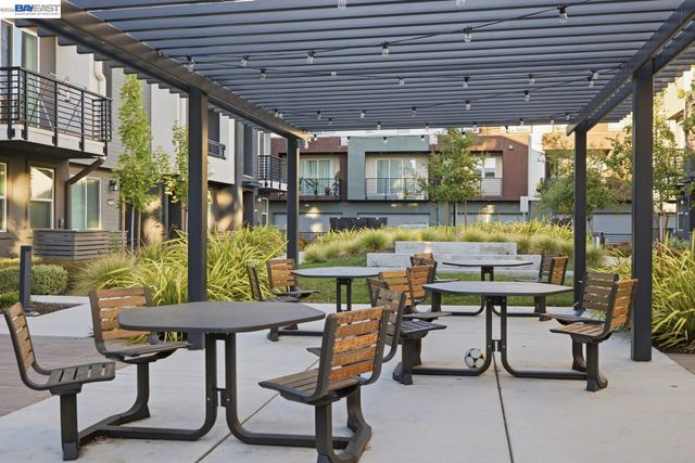 3418 Inspiration Way 403, Fremont, CA 94538