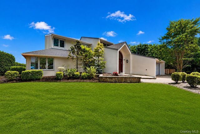 345 Heather Lane, Hewlett Harbor, NY 11557