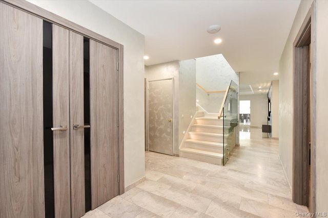 345 Heather Lane, Hewlett Harbor, NY 11557