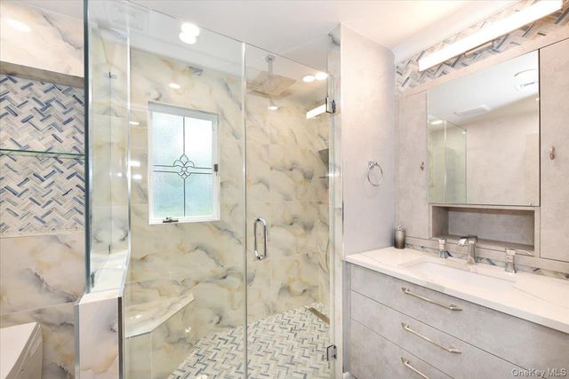 345 Heather Lane, Hewlett Harbor, NY 11557