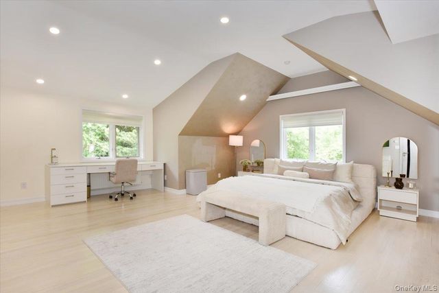 345 Heather Lane, Hewlett Harbor, NY 11557