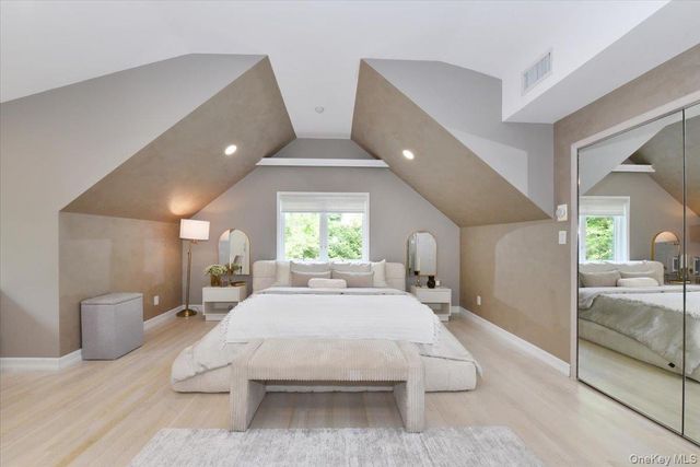 345 Heather Lane, Hewlett Harbor, NY 11557