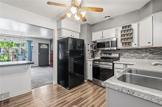 1002 15th Street SW, Massillon, OH 44647