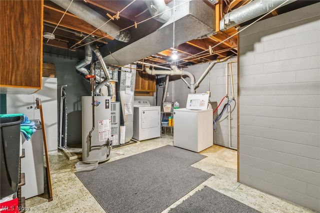 1002 15th Street SW, Massillon, OH 44647