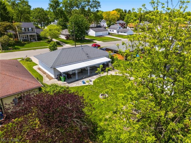 1002 15th Street SW, Massillon, OH 44647