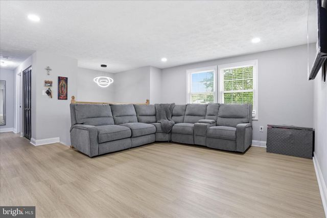 12505 WINDBROOK DR, Clinton, MD 20735