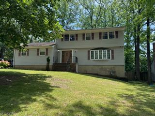 32 Gere Pl, Fanwood Boro, NJ 07023