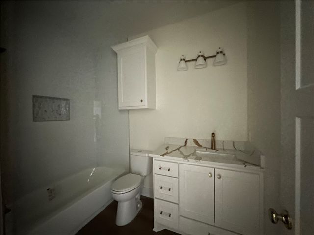 2571 Dove Crossing Lane, Navasota, TX 77868