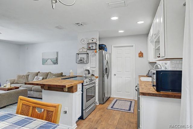 1108 W Bucknell Avenue, Inverness, FL 34450