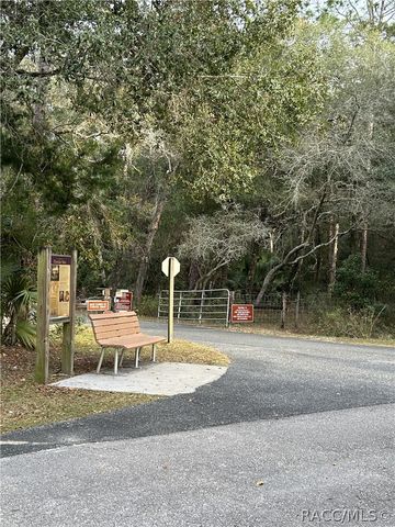1108 W Bucknell Avenue, Inverness, FL 34450
