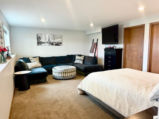 3505 Vaughn Lane, Marion, IA 52302