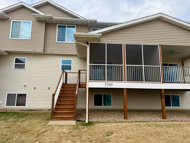 3505 Vaughn Lane, Marion, IA 52302