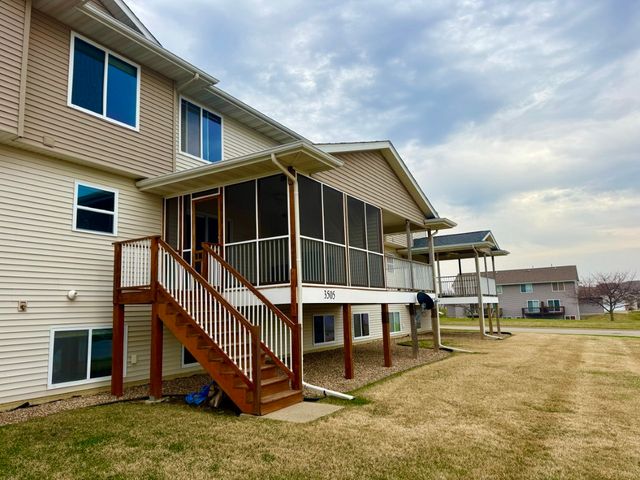 3505 Vaughn Lane, Marion, IA 52302