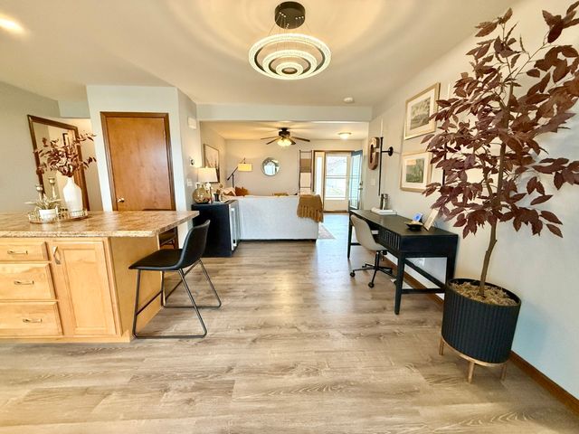 3505 Vaughn Lane, Marion, IA 52302