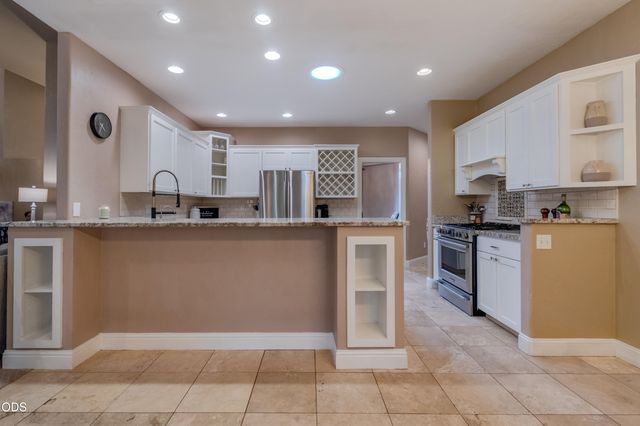 2401 Fox Run, Medford, OR 97504