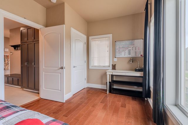 2401 Fox Run, Medford, OR 97504