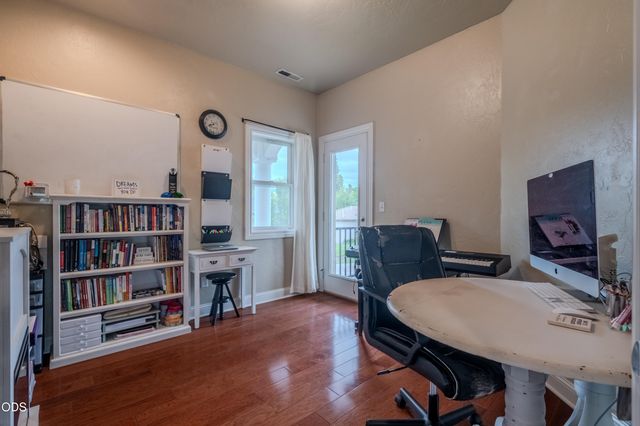 2401 Fox Run, Medford, OR 97504