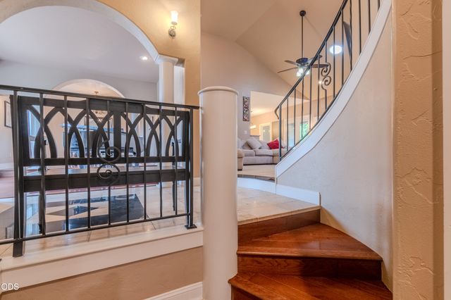 2401 Fox Run, Medford, OR 97504