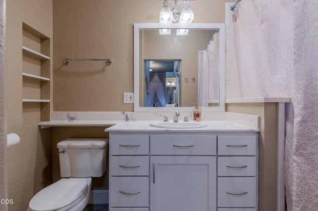 2401 Fox Run, Medford, OR 97504