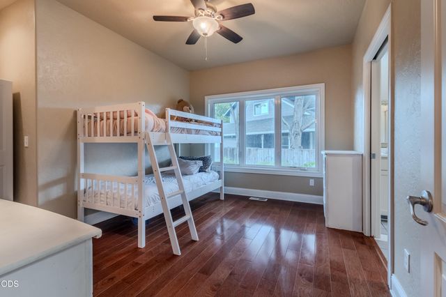 2401 Fox Run, Medford, OR 97504