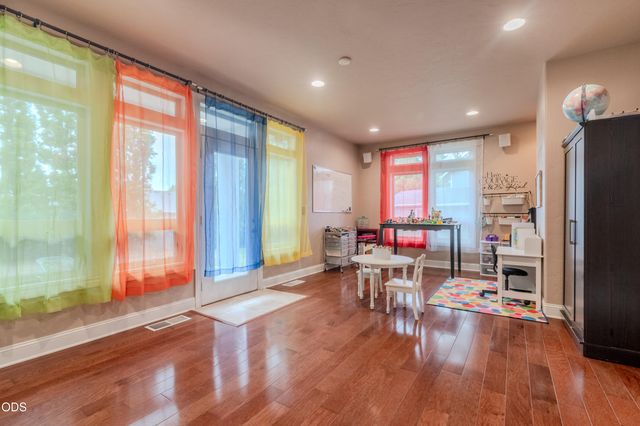 2401 Fox Run, Medford, OR 97504