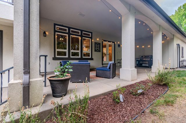 2401 Fox Run, Medford, OR 97504