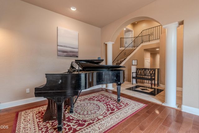 2401 Fox Run, Medford, OR 97504