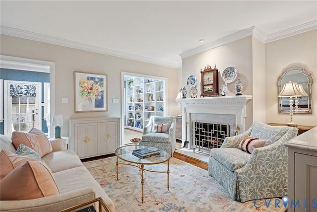 527 St Albans Way, Henrico, VA 23229