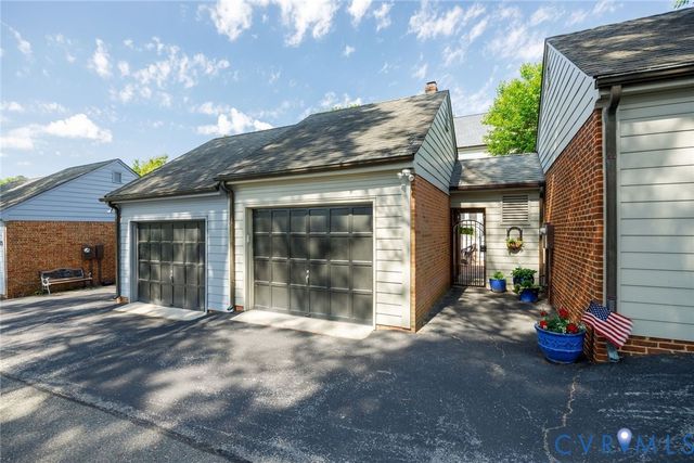 527 St Albans Way, Henrico, VA 23229