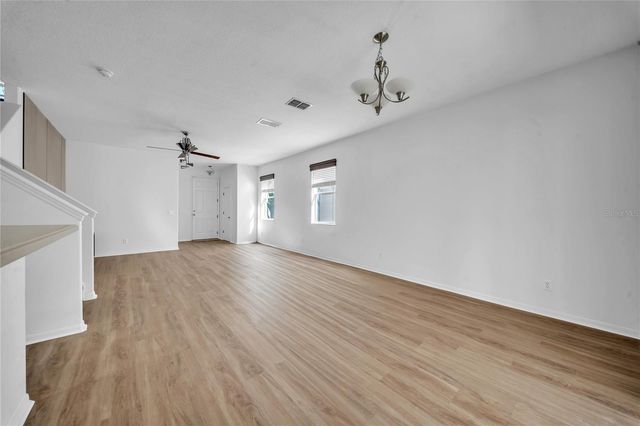 17446 QUEENSLAND STREET, Land O Lakes, FL 34638