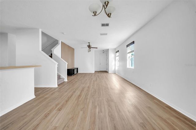 17446 QUEENSLAND STREET, Land O Lakes, FL 34638