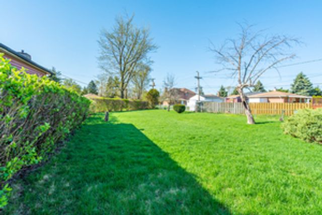 8209 W Wilson Avenue, Norridge, IL 60706