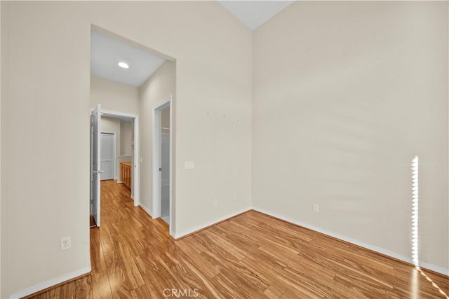 28472 Herrera, Valencia, CA 91354