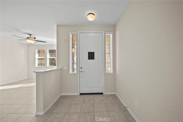 28472 Herrera, Valencia, CA 91354