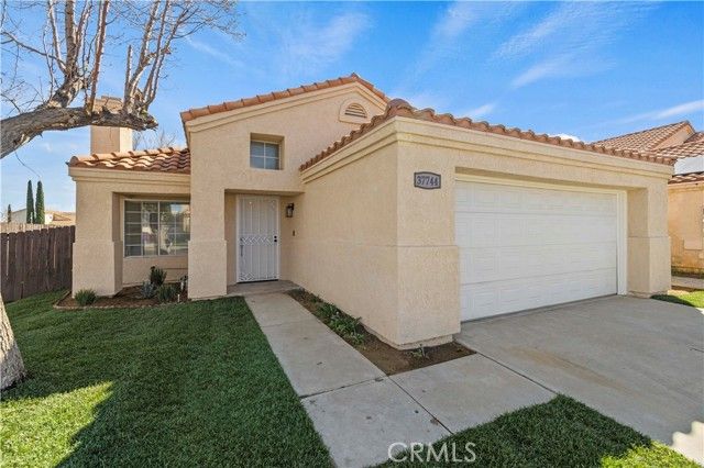 37744 Harvey Street, Palmdale, CA 93550