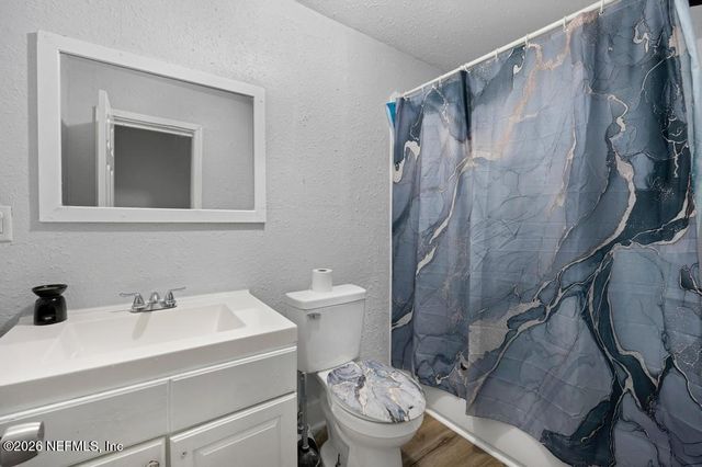 5210 DODGE Road, Jacksonville, FL 32209