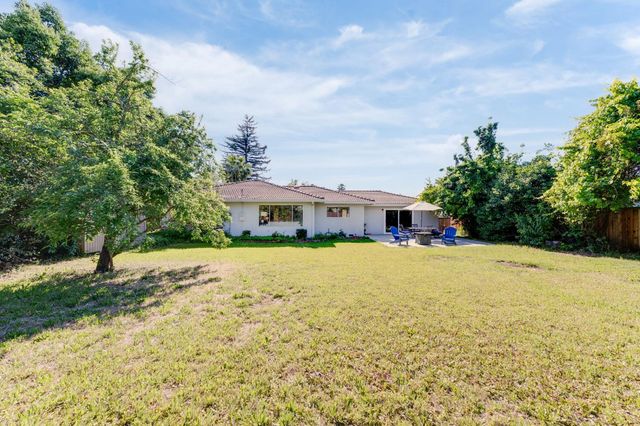 4936 Brookglen Way, Carmichael, CA 95608