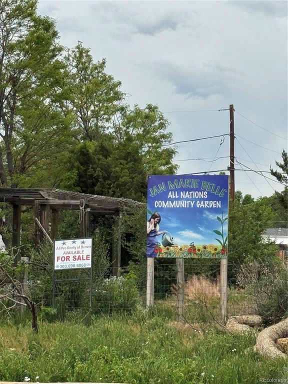 995 S Lowell Boulevard, Denver, CO 80219