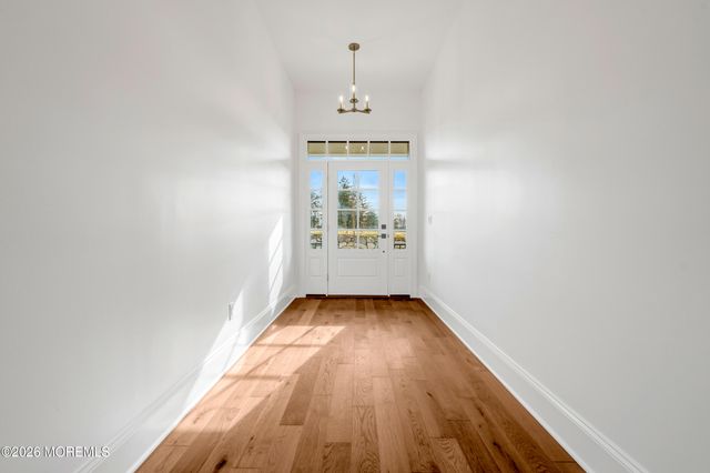 128 Eagle Way, Eatontown, NJ 07724