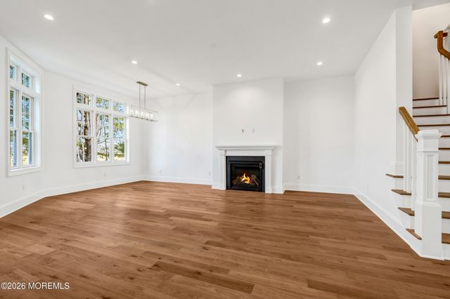 128 Eagle Way, Eatontown, NJ 07724