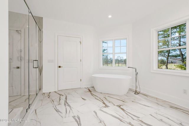 128 Eagle Way, Eatontown, NJ 07724