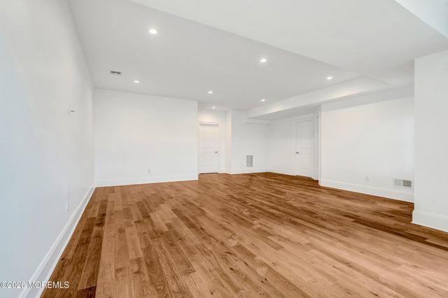 128 Eagle Way, Eatontown, NJ 07724