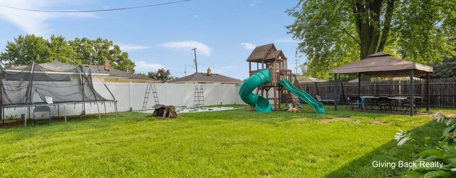 825 Den Hertog Street Sw, City Of Wyoming, MI 49509
