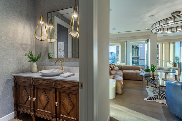 2300 WOLF Street 7D, Dallas, TX 75201